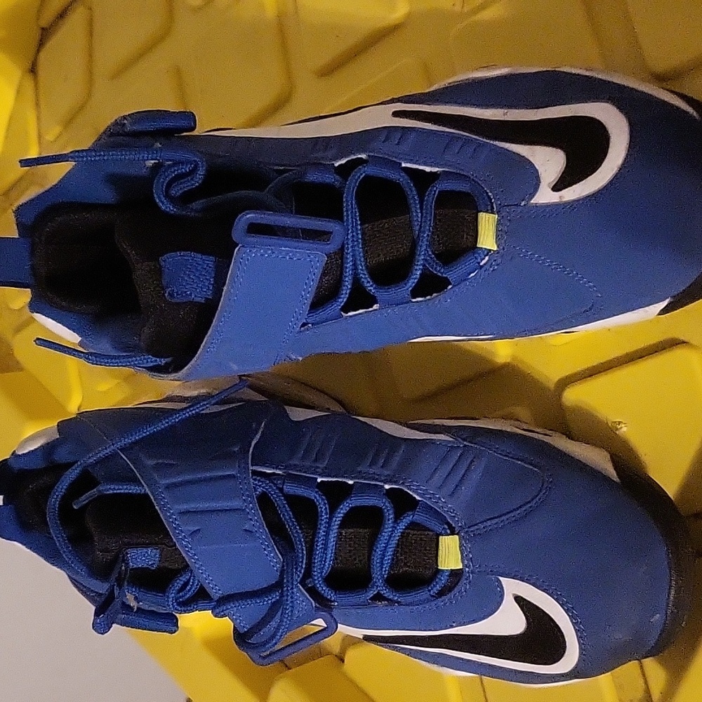Nike men's shoes